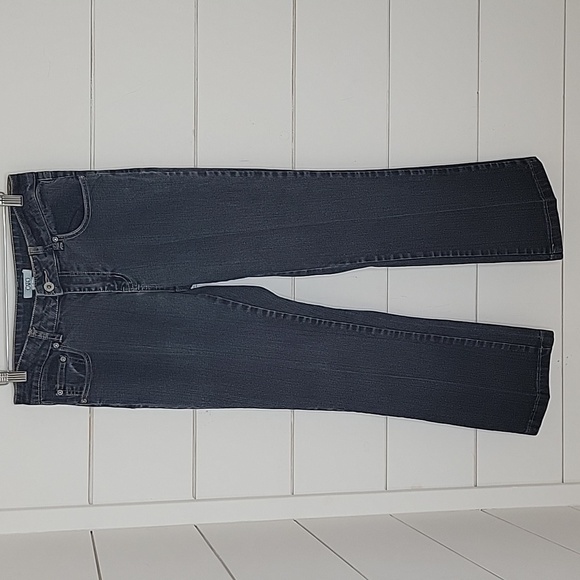 CATO size 4 jeans medium blue wash denim cropped flare - Picture 1 of 5